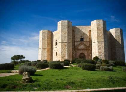 Castel del Monte, in Puglia tra leggenda e mistero.